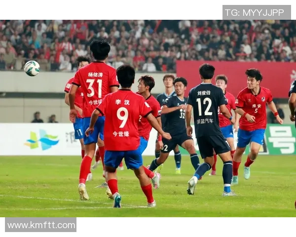 探索cx足球的魅力与潜力助力青少年成长与团队精神的培养